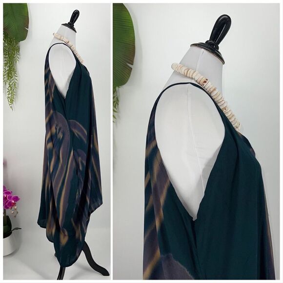 Handkerchief Dress V-Neck V-Back with Pockets Beach To Boardwalk Rayon One Size - Picture 3 of 11